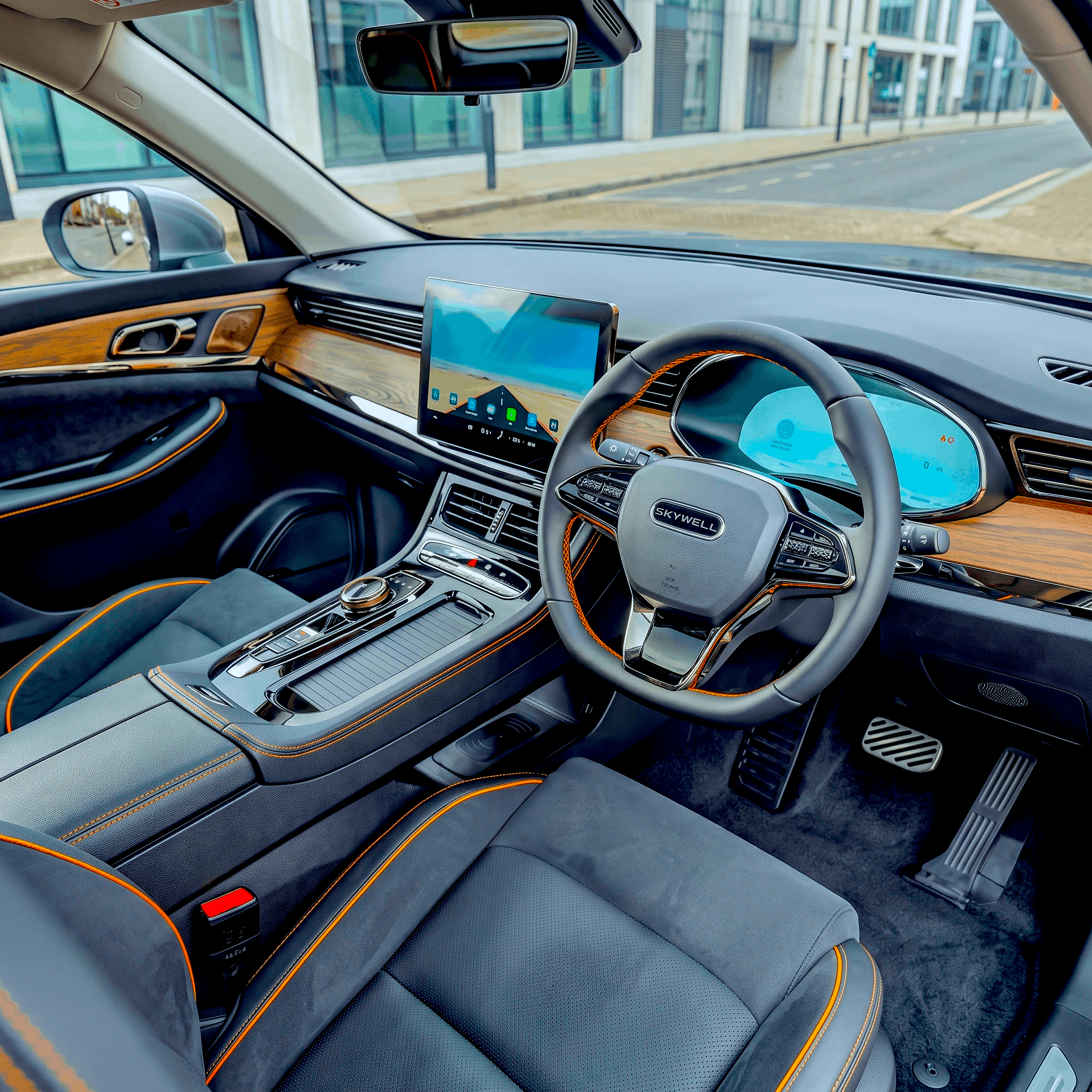 Advanced Automotive Cockpit Technology